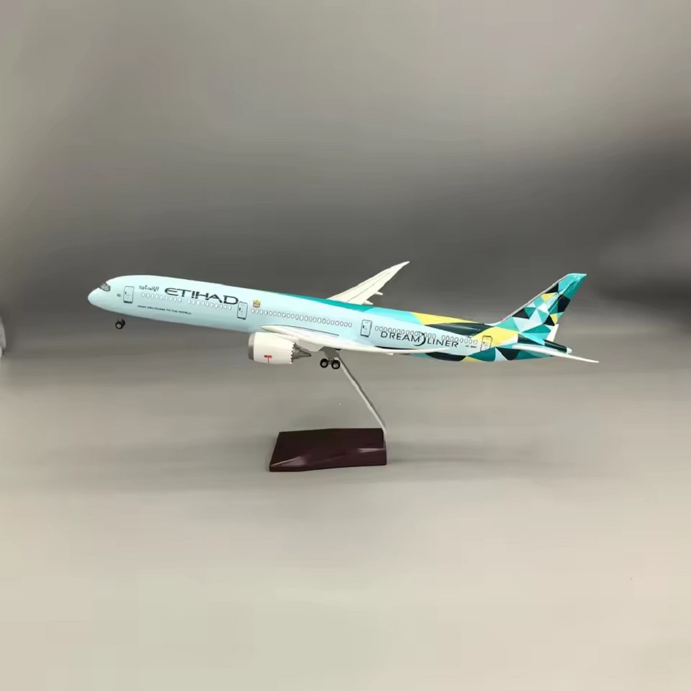 1/145 Scale Aircraft Etihad B7 - Model Airplane Plastic 评论和价格